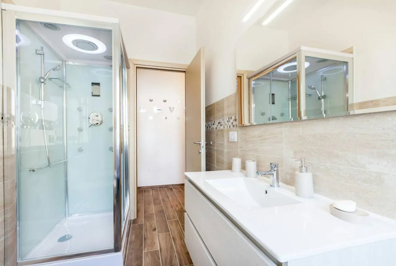 Apartament Residenza Larissa Luxury 1 Werona Włochy