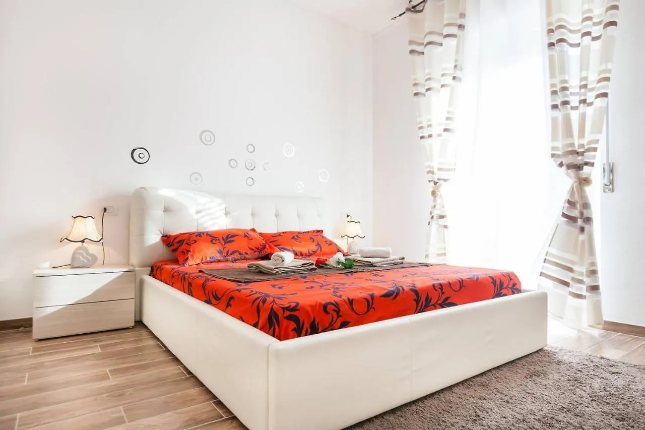 Residenza Larissa Luxury 1 Apartment Verona 0*,