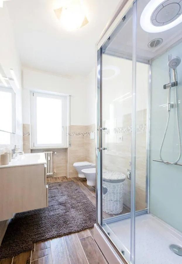 Residenza Larissa Luxury 1 Apartment Verona