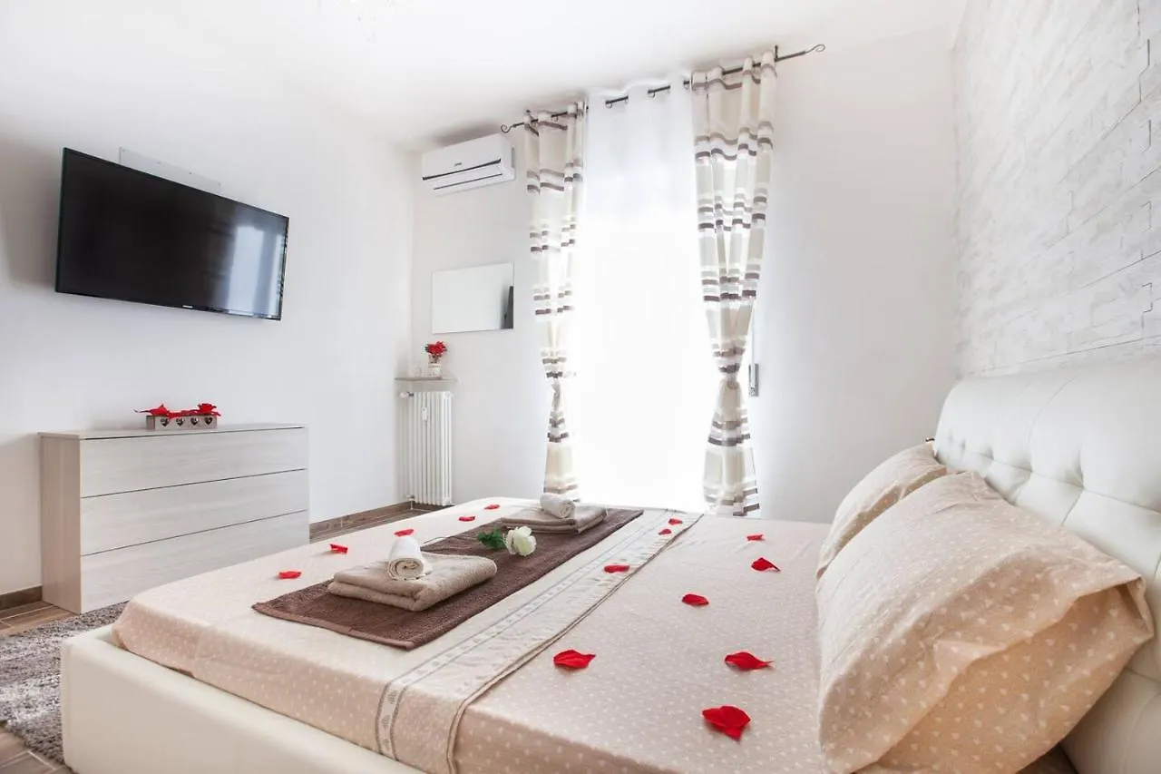 Residenza Larissa Luxury 1 Apartment Verona 0*,  Italy